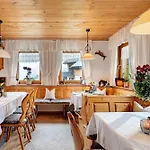 Pensionat Haus Voegel 3*