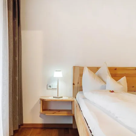 Guest house Haus Voegel Sibratsgfall